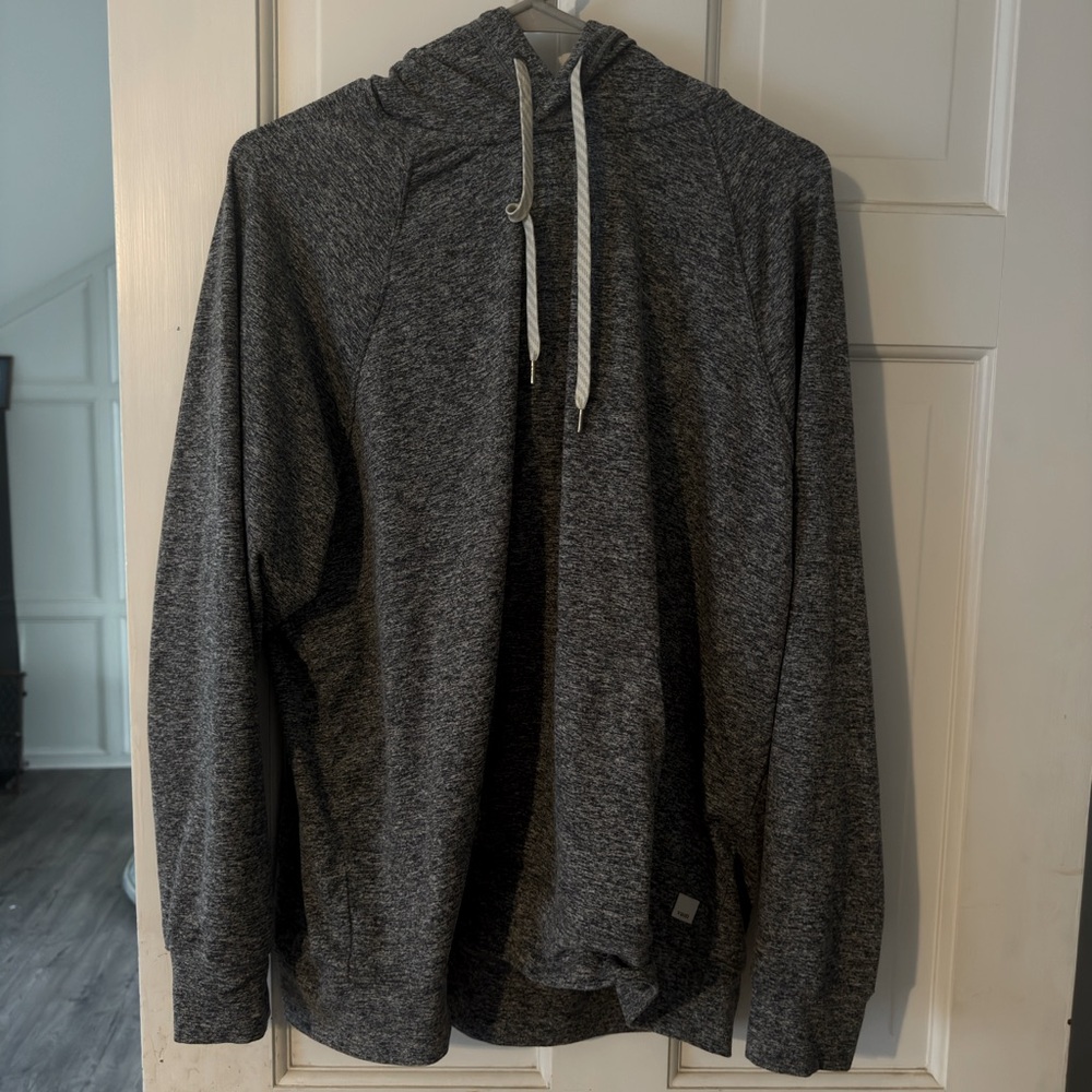 Vuori Halo Essential pullover Hoodie sweatshirt gray